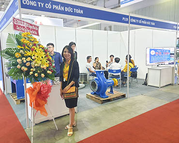 Đức Toàn Tham Gia Triễn Lãm Viet Nam Paper